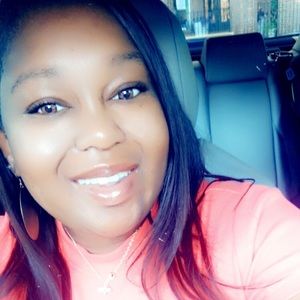 Meet your Posher, Chanelle